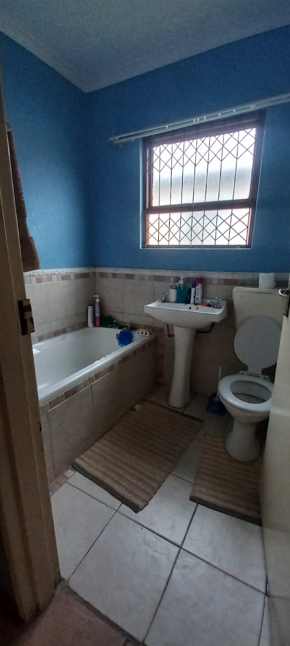 2 Bedroom Property for Sale in Motherwell Nu 5 Eastern Cape